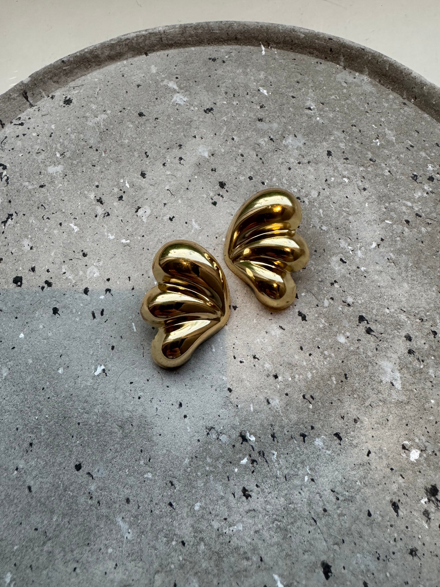 Wings oorbellen - Goud