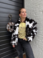 Fluffy koeienprint jas